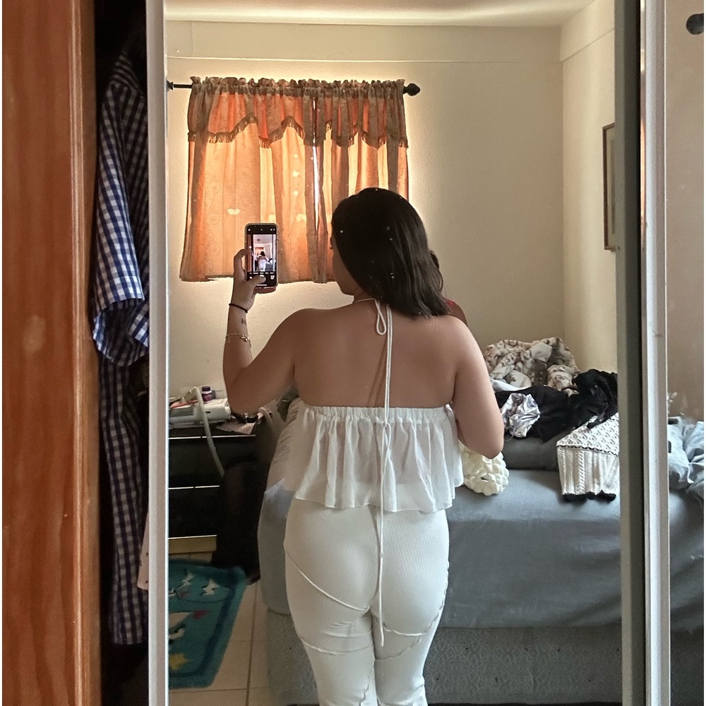 white open front top - Picture 2 of 7